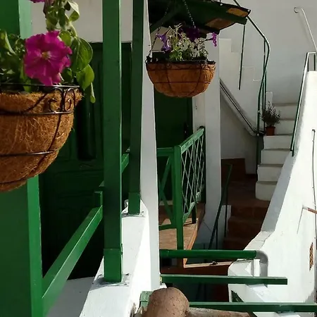 I Miti - La Poderosa Affittacamere *